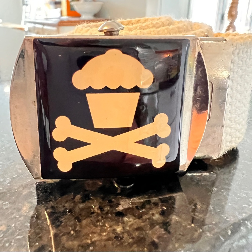 Johnny Cupcakes white belt!